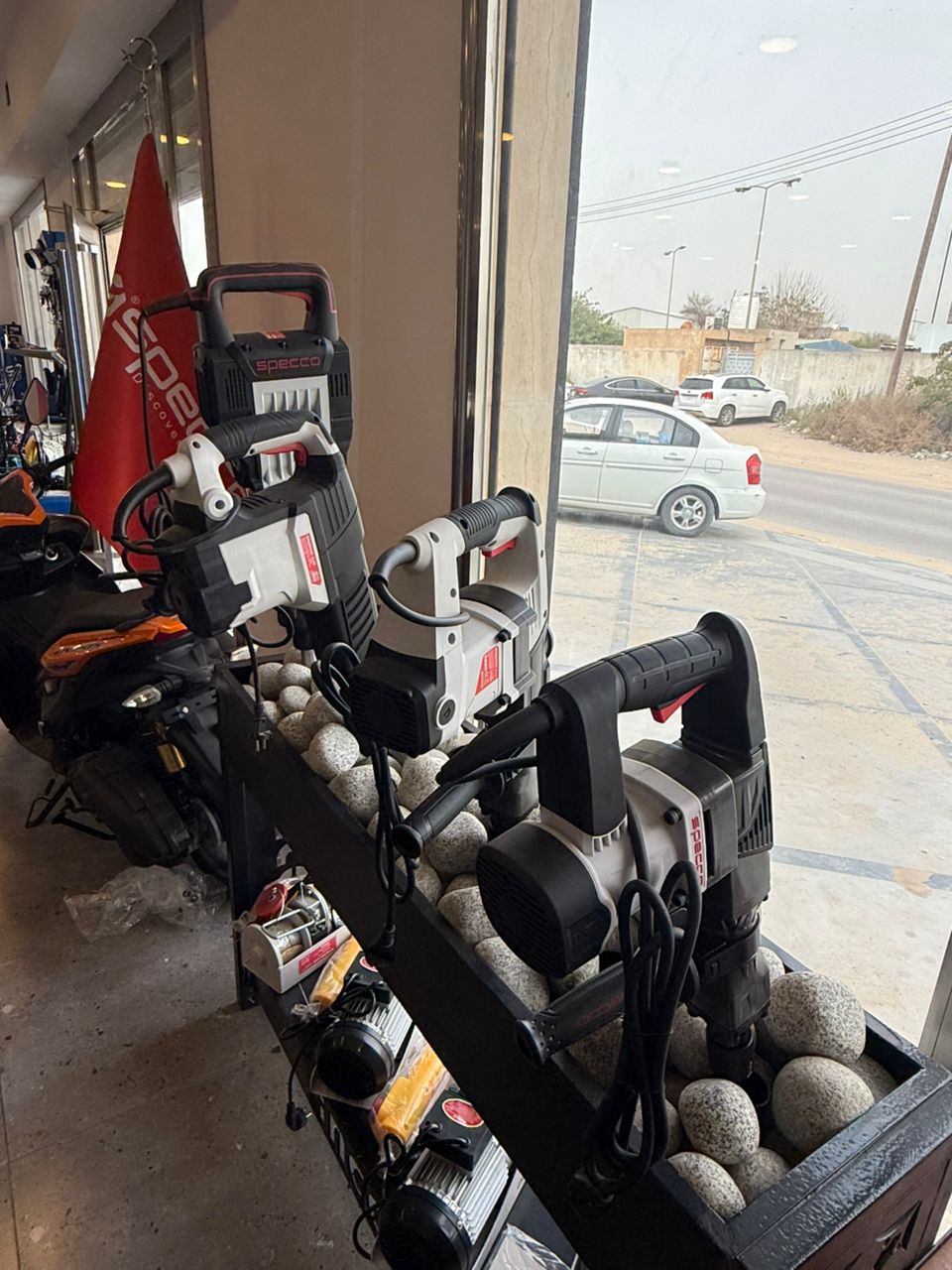 آلات ومعدات ثقيلة – توريد حسب الاحتياج